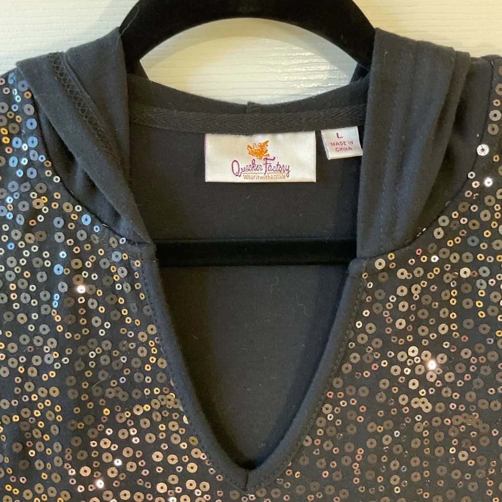 Quacker Factory Black Sequin Hoodie Size Large - Picture 4 of 9